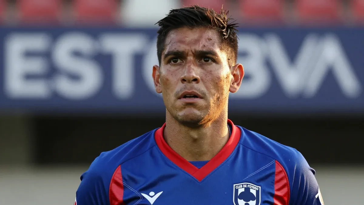 El club croata Dinamo Zagreb hizo una oferta informal por el portero Raúl ‘Tala’ Rangel de Chivas el 22 de agosto, pero...