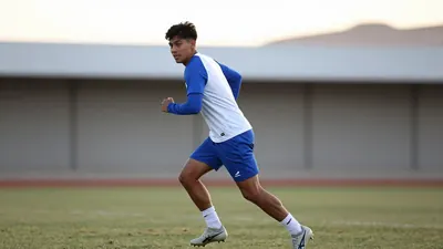 Rayados, 11.º con 9 puntos, recibe a Tigres UANL en el Estadio BBVA para intentar frenar una racha de tres derrotas en...